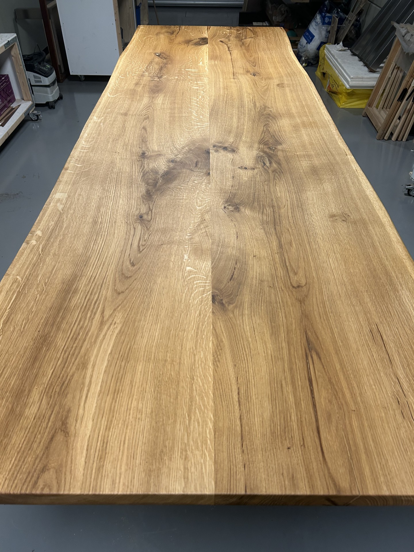 Geschuurde tafel met Rubio Monocoat.