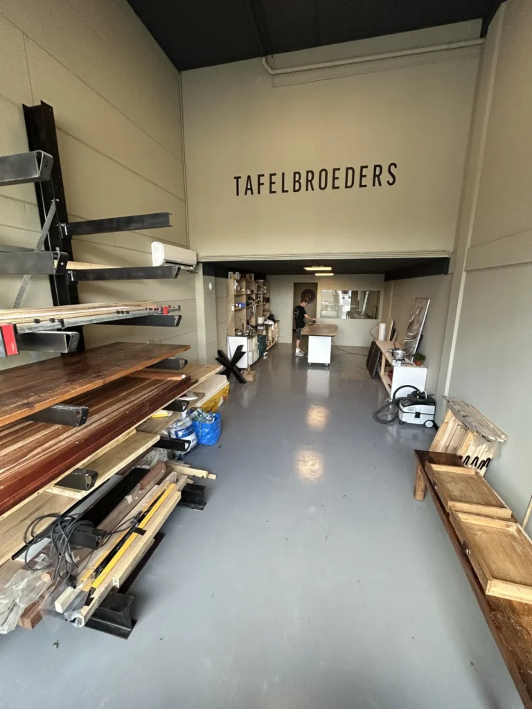 Werkplaats binnen Tafelbroeders